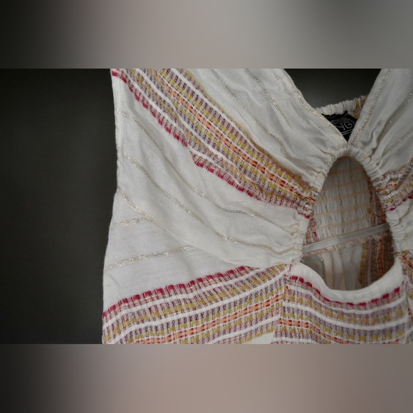 Keyhole Top/Dress - Picture 2 of 2